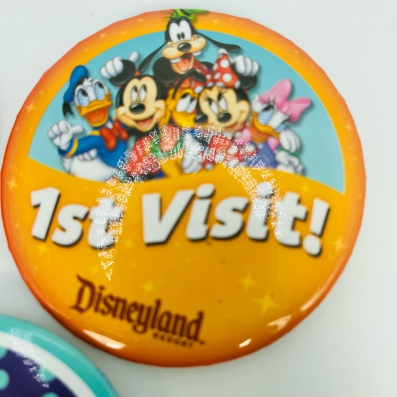 Disneyland Button Pins Lot Of 3 Ariel’s Grotto And 1st Visit - Picture 3 of 6